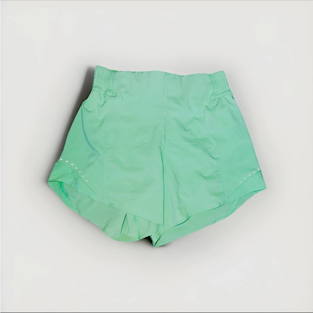 Lululemon rare hotty hot shorts , size 4 , pistachio green